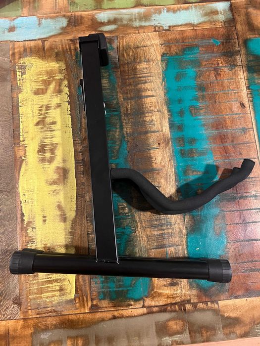 Suporte dobrável para guitarra RockJam – 10€