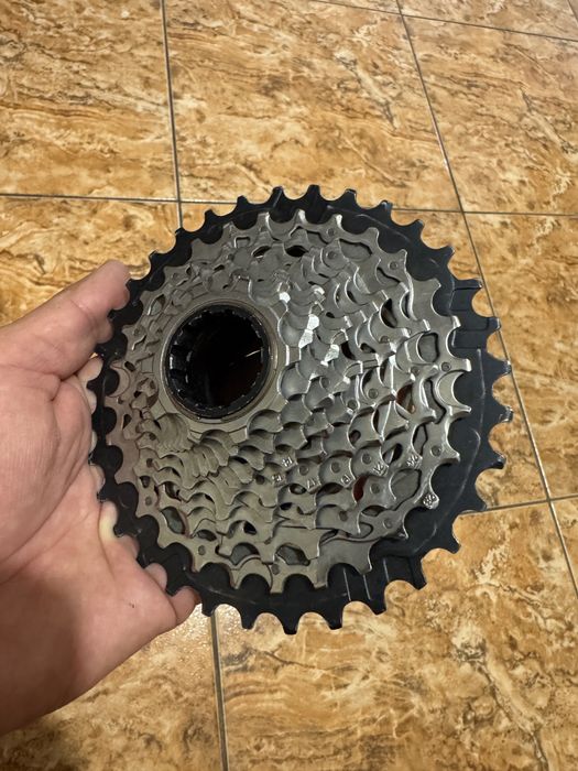 SRAM kaseta XG-1270-D1 Force AXS 10-33T, 12rz srebrna