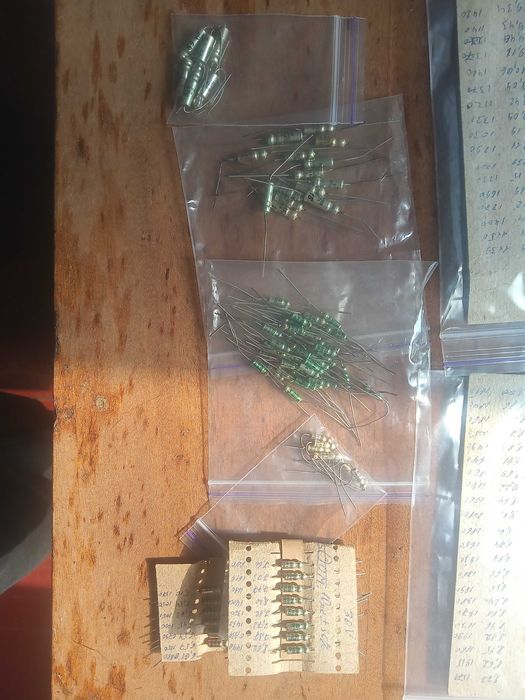 Продам конденсатори к52-1б