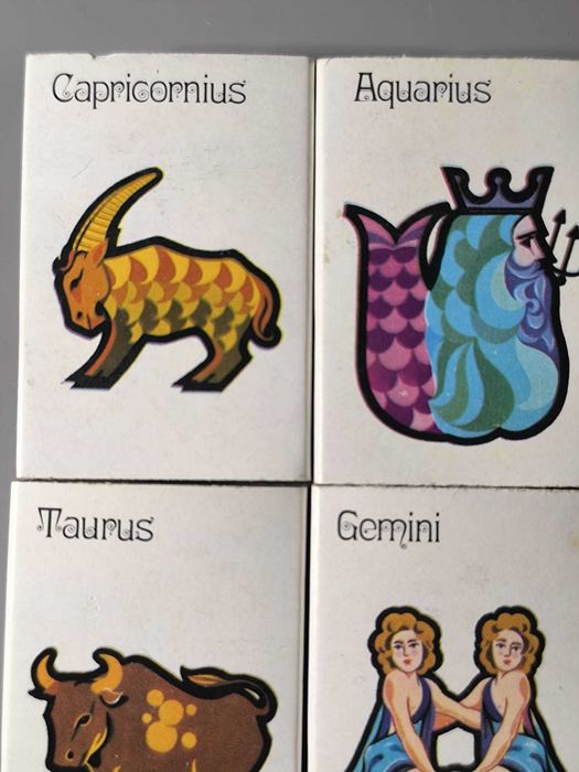 Coleção Completa de fósforos da temática Astrologia