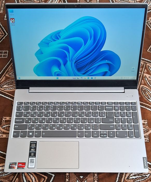 Ноутбук Lenovo IdeaPad S340-15API Ryzen 5 3500U 12GB 256SSD 500HDD Vega 8 Full HD