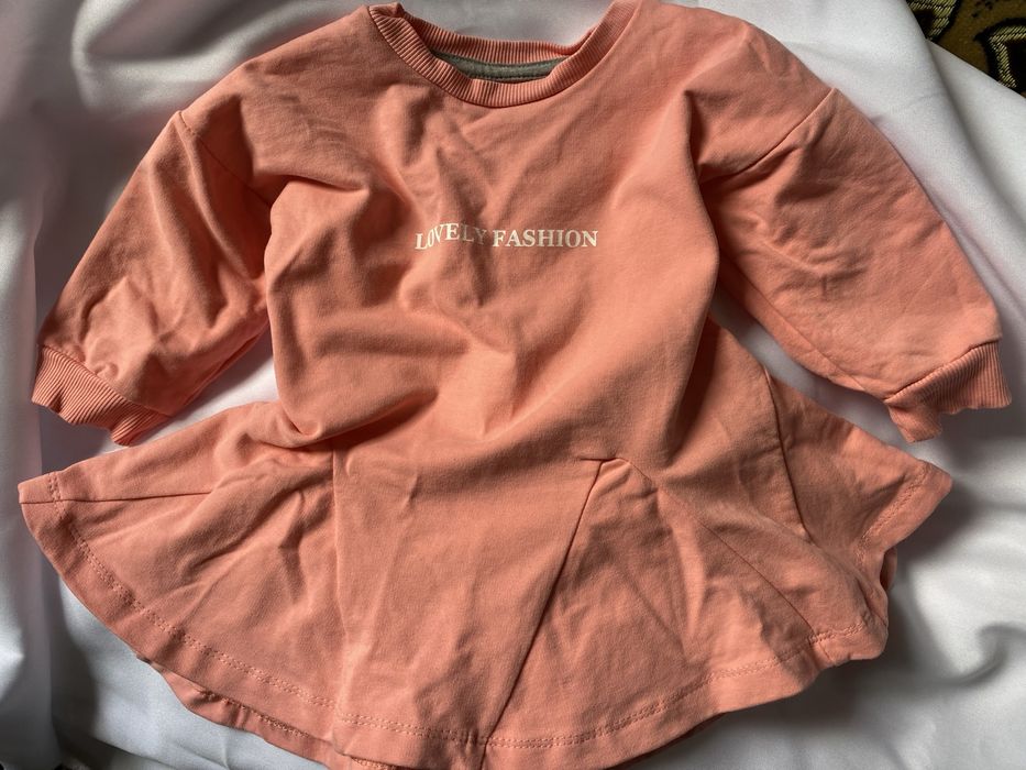 Сукня на дівчинку