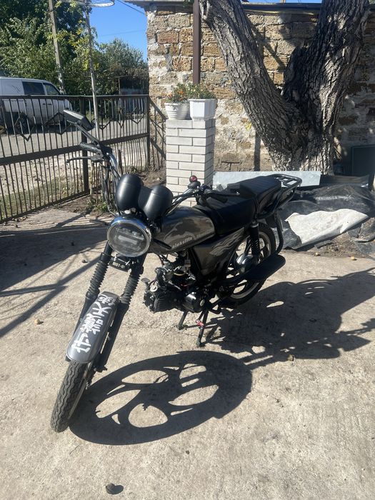Mustang mt - 125