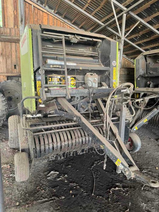 Пресс тюкопрес CLAAS Rollant 260
