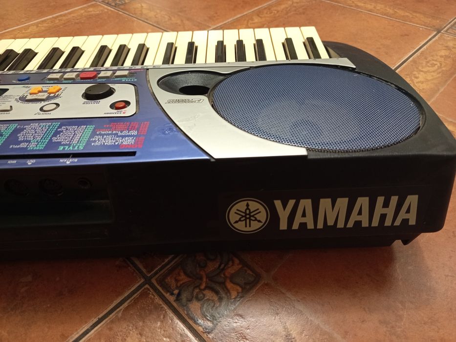Синтезатор Yamaha PSR -260