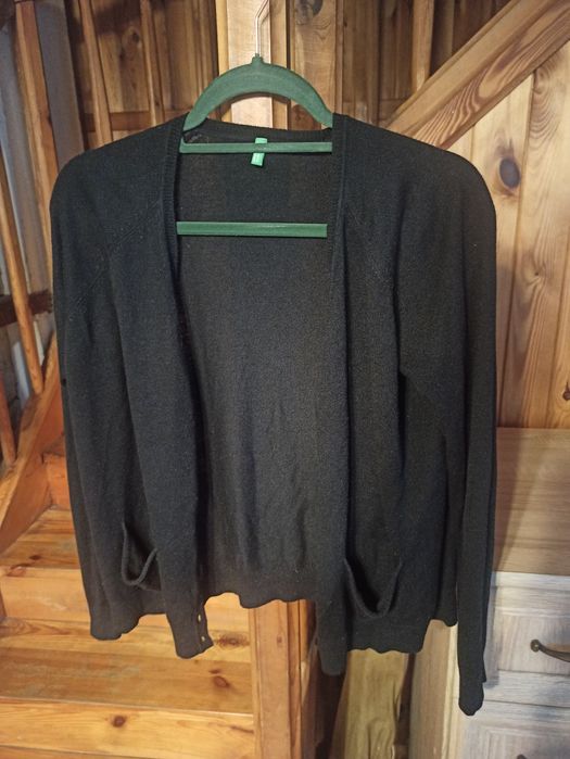 Czarny sweterek damski United Colors of Benetton r. M/L