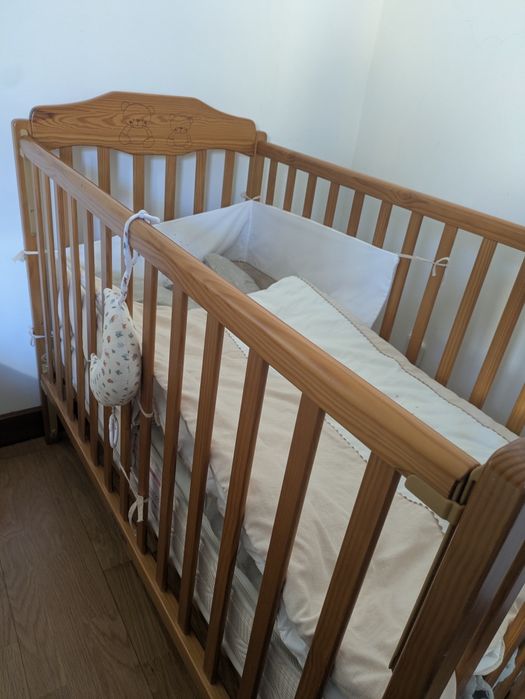 Berço cama bebe em muito bom estado