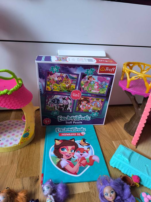 Zestaw Enchantimals - 2 domki, auto, lalki + 2 nowe, puzzle, książka