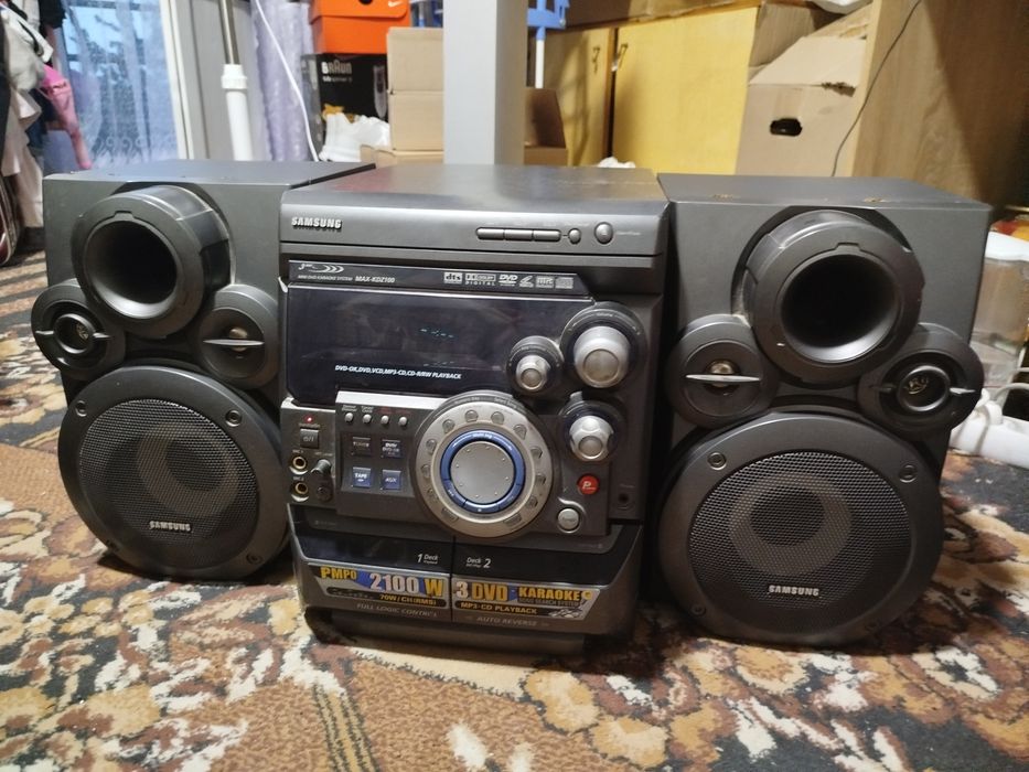 Музичний центр Samsung