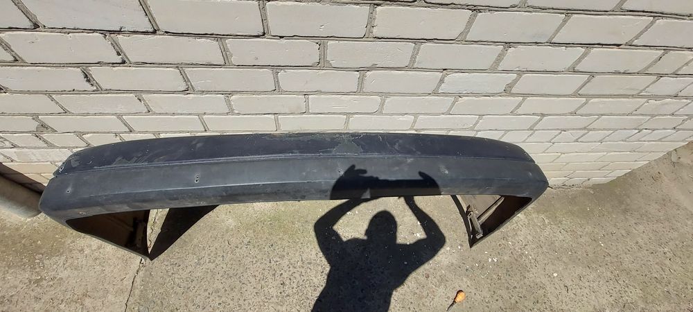 Бампер Пассат б3/б4 седан