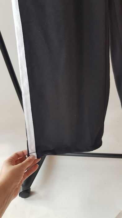 Спортивні широкі штани з лампасами y2k у2к