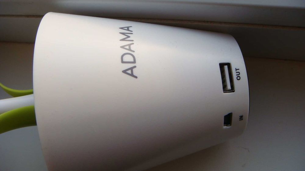 Зарядное устройство Loоoqs "Sunflower" 2500 mAh на солнечной батарее