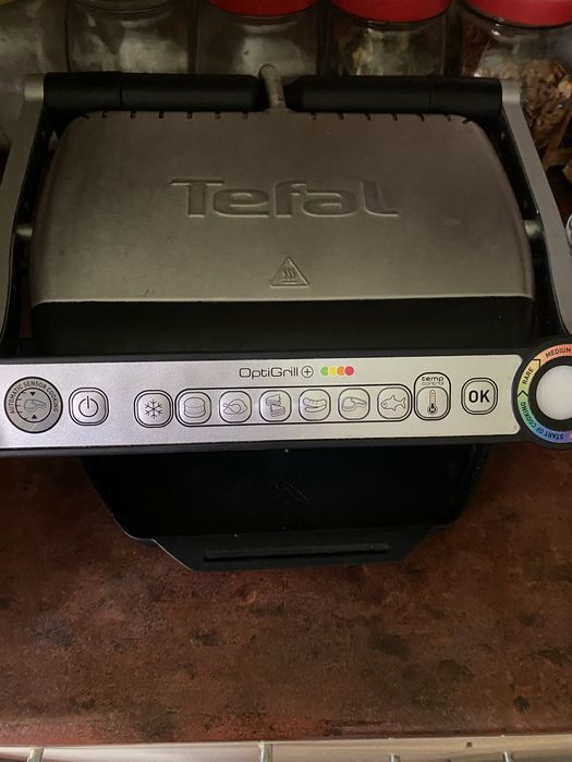 Продам гриль Tefal OptiGrill+ GC710D