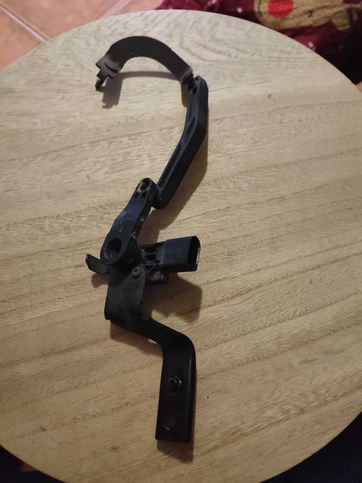 Sensor nivelamento faróis VW golf GTI mk8