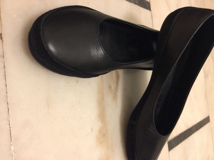 Sapatos em pele e camurça pretos