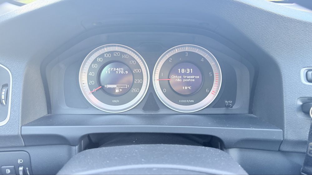 Volvo V60 D3 2011