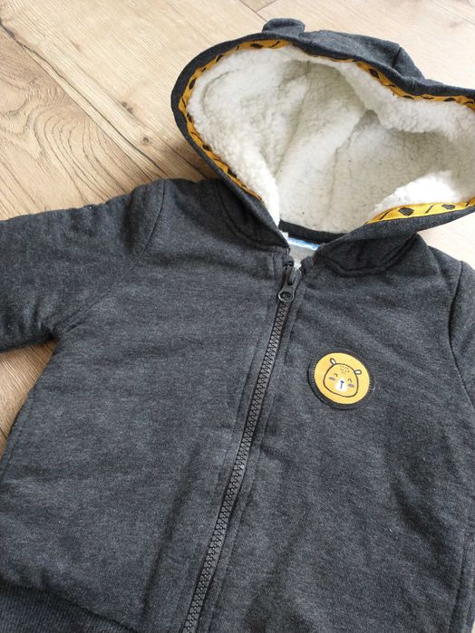 Gruba  zasuwana bluza rozm  74