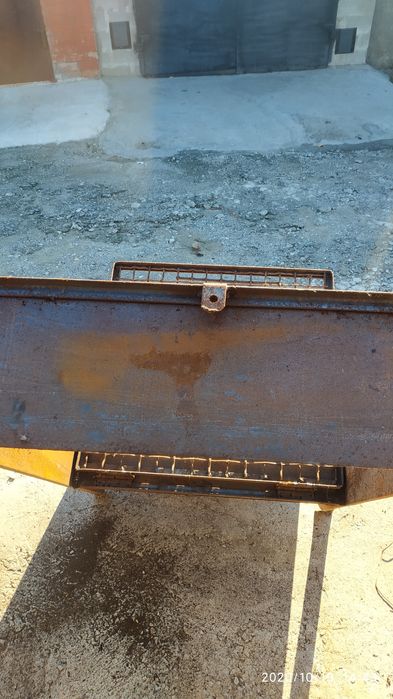 Продам ляду, кришку на погреб.