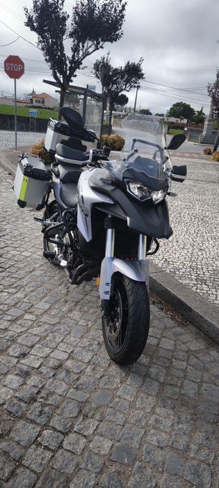 Mota Qj 700 SRT 2025