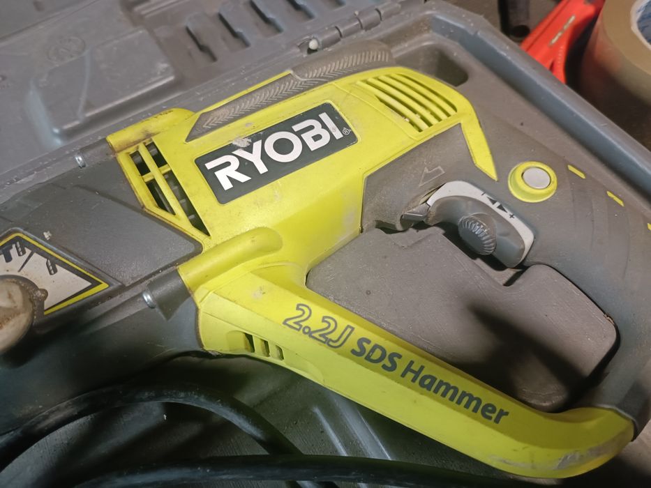 Młotowiertarka ryobi erh850rs