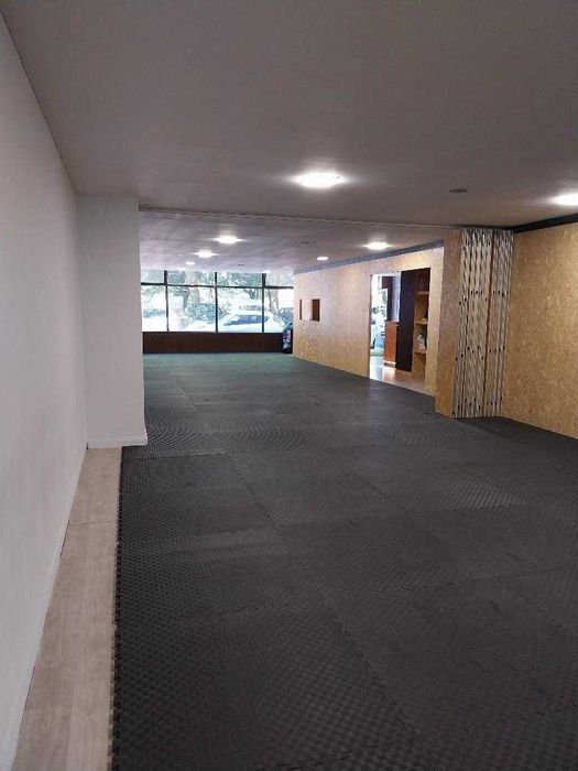 LOJA DE 190m² COM CONDIÇÕES ESPECIAIS (Junto ao Braga Parque)