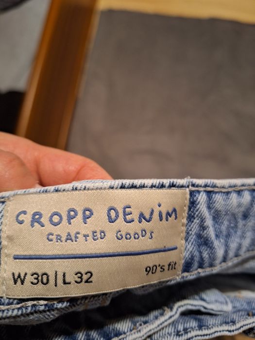 Spodnie jeansy cropp