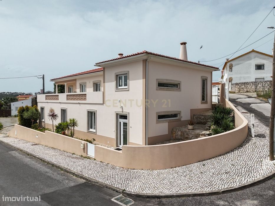 Moradia isolada com jacuzzi, jardim e garagem  - Nadadouro, Lagoa de Ó
