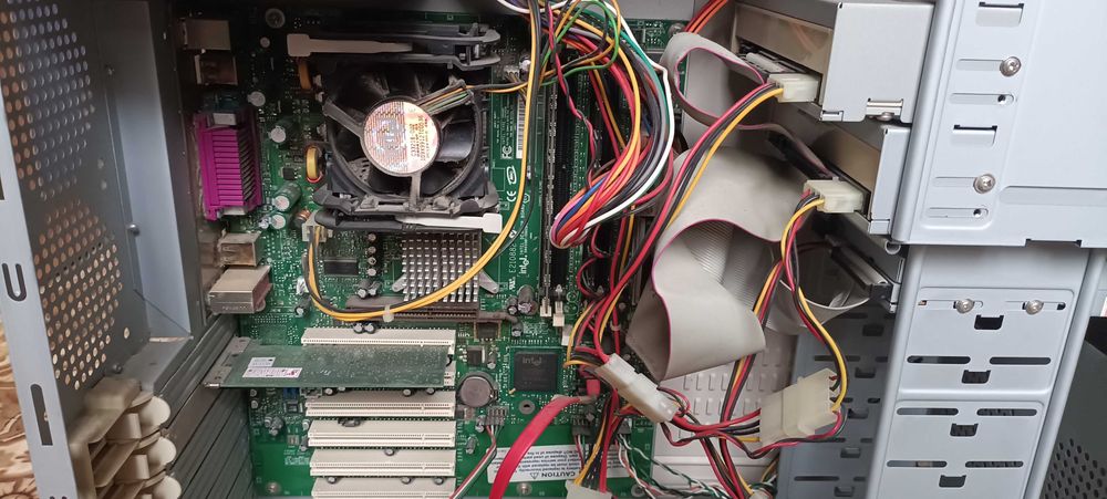 Продам ПК на запчастини