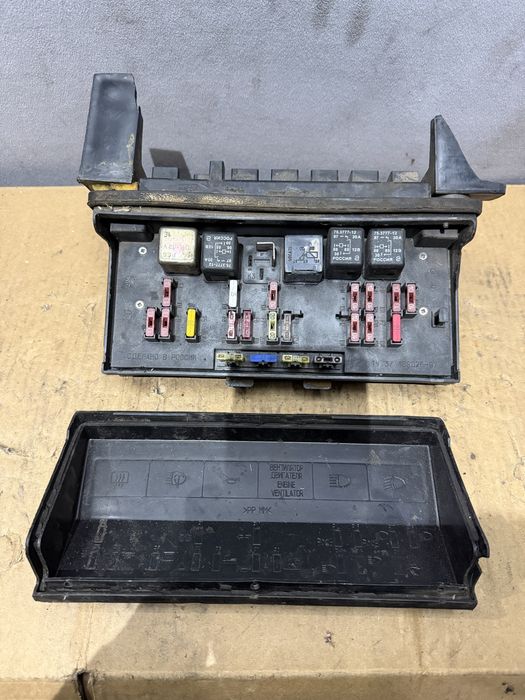 Блок предохранителей ВАЗ 2105