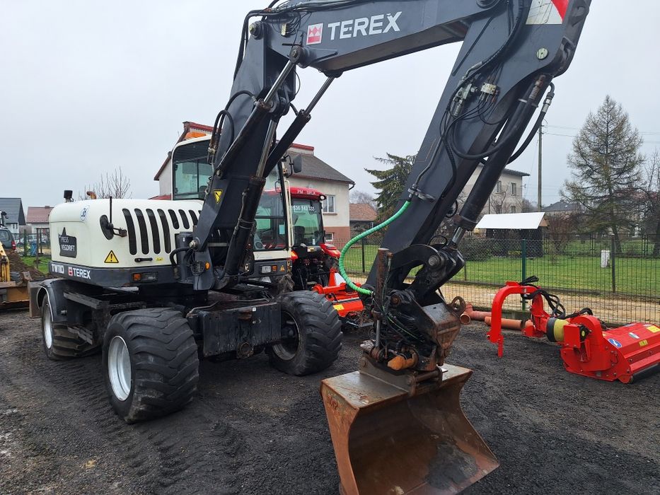 *usługi*wynajem*minikoparka*koparka*wozidło*ładowarka*rębak do drzewa*