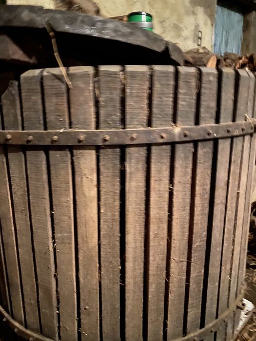 Vendo cincho para espremer o bagaço praticamente novo