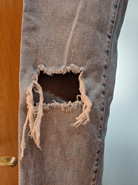 Dziewczęce spodnie dżinsowe Stradivarius