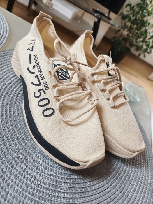 Lekkie buty męskie