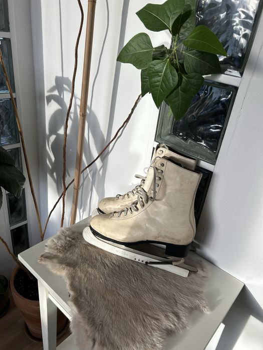 Łyżwy figurowe damskie prl vintage retro 38/39 skóra