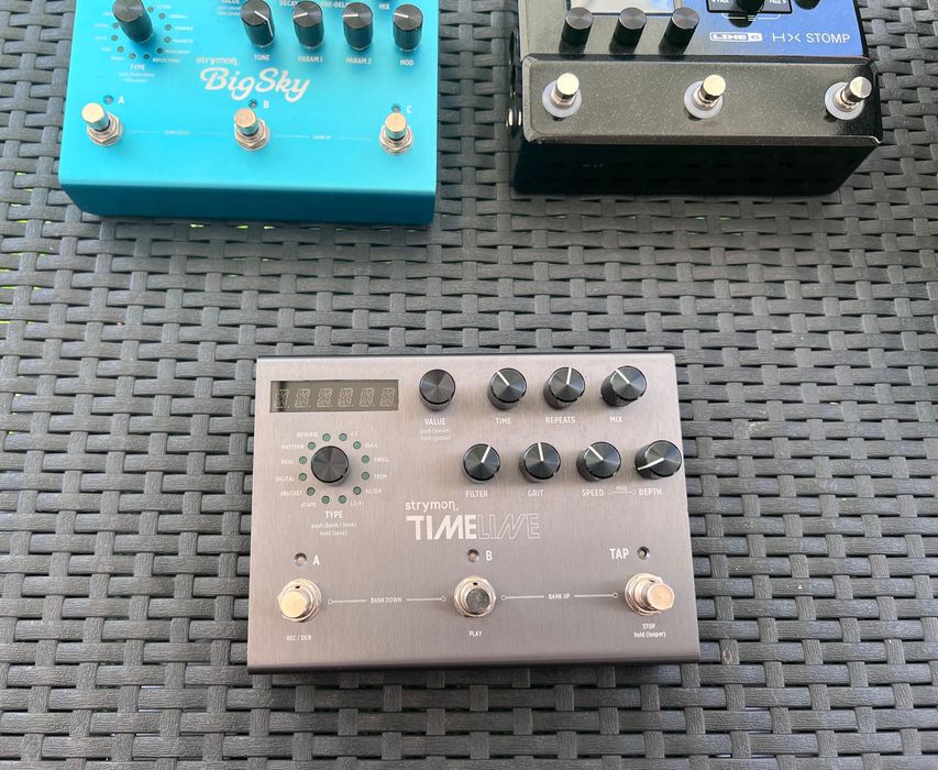Delay / Reverb  - Strymon (Bluesky, Bigsky, Timeline) UAFX Starlight