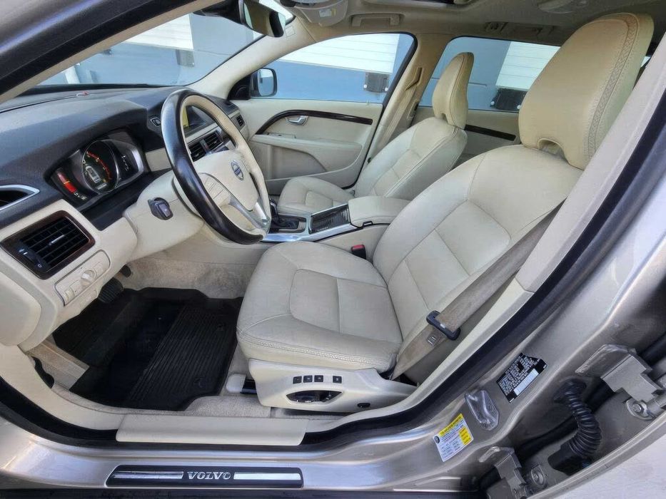 Volvo XC70 T5 Premier      2016