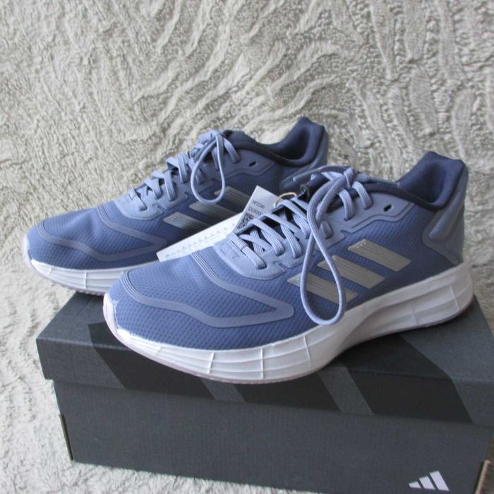 Nowe buty młodzieżowe Adidas