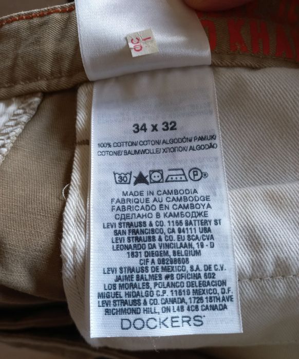 Calças Dockers NOVAS (Alpha Slim)