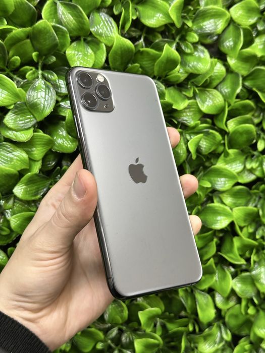 iPhone 11 Pro Max 64 gb акб 84% neverlock телефон айфон чорний