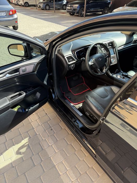 Ford Fusion 2019
