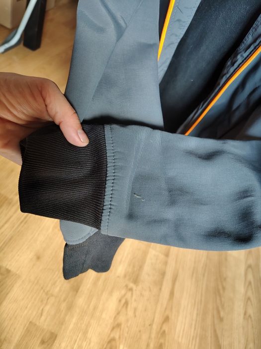 Kurtka bardzo dobry firmy bench rozmiar M unisex