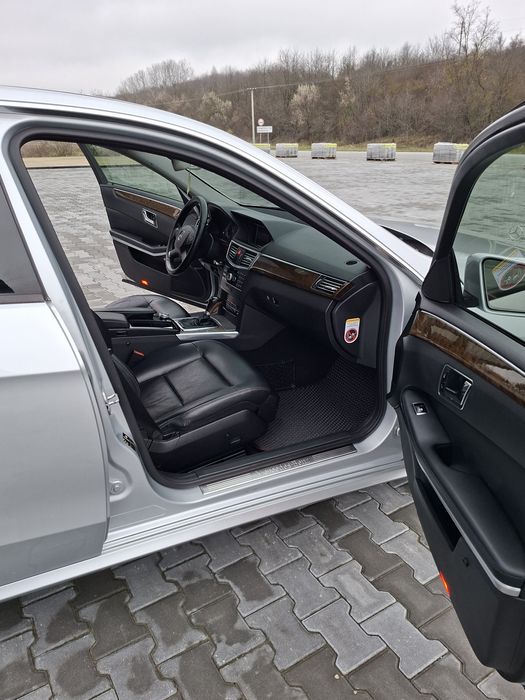 Мерседес бенз Е 212