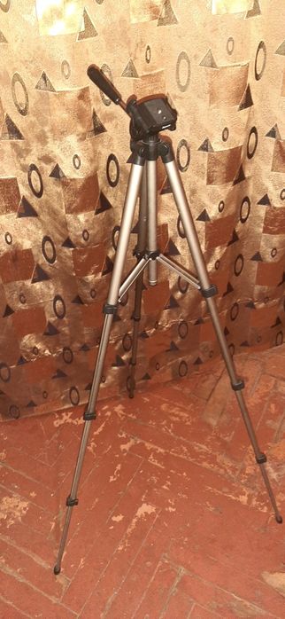 Штатив - Hama Star 700 EF Digital
Розміщення: підлоговий
За призначенн