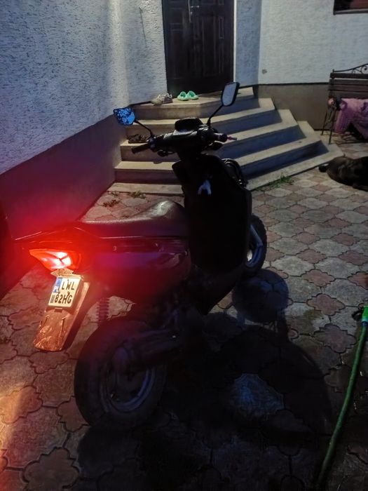 Продам скутер Yamaha bws 50cc .