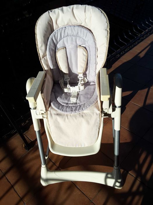 Fotelik do karmienia