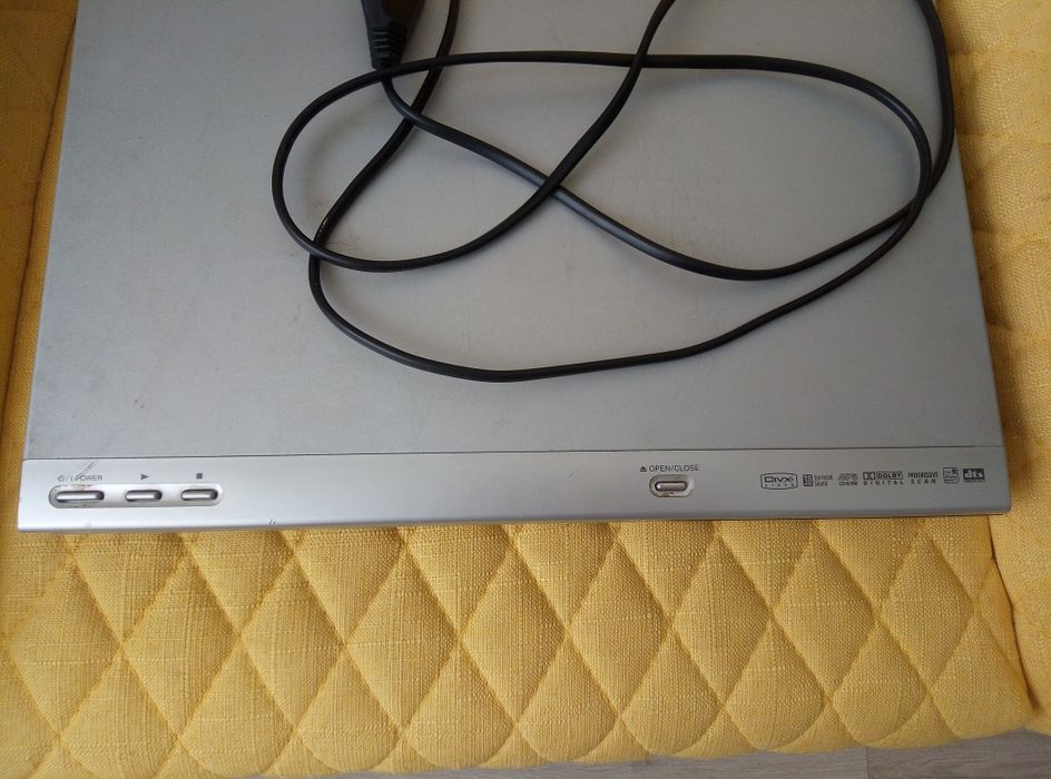 dvd/vcd/cd Плейер LG ds 564x