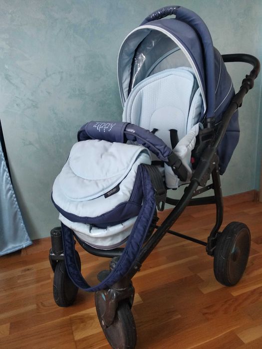 Продається дитяча коляска Tutis Zippy 3в1