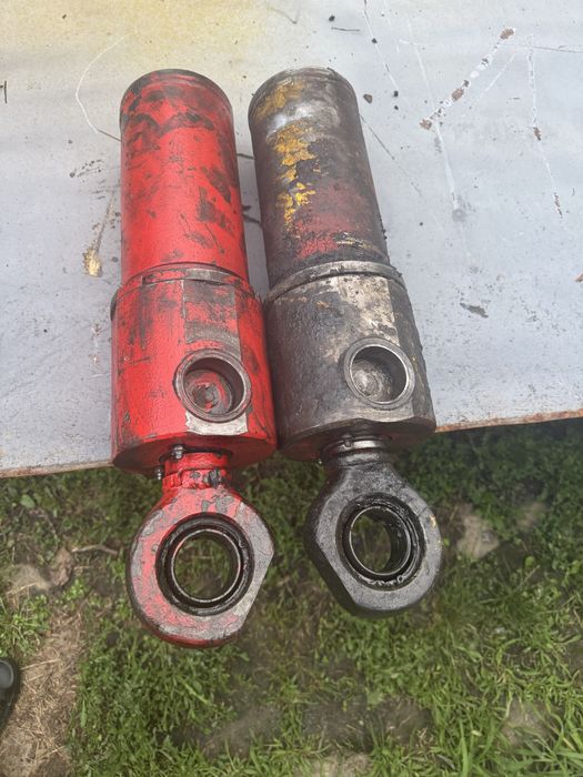 Поворотні циліндри на Екскаватор Юмз