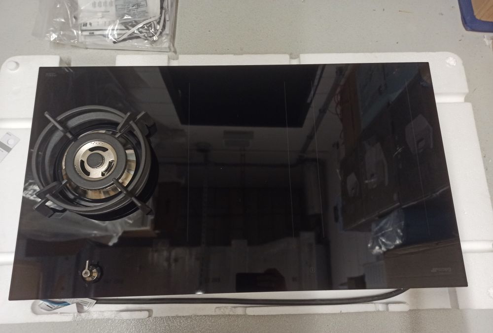 Płyta indukcyjno-gazowa SMEG szer 90 cm 4 pola indukcyjne+palnik WOK