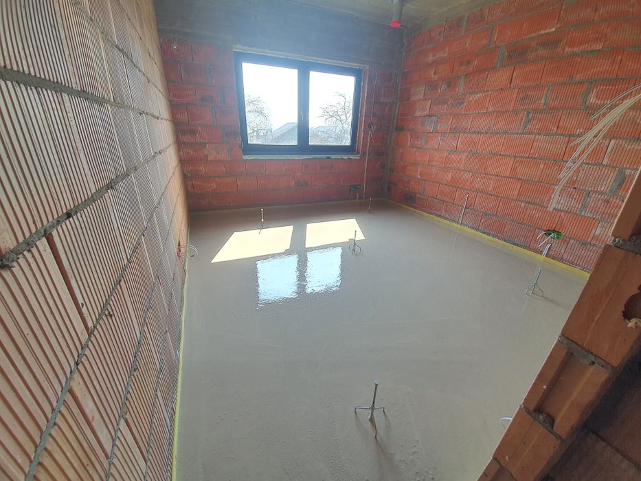 Posadzki, wylewki anhydrytowe na ogrzewanie podłogowe - Całe Łódzkie